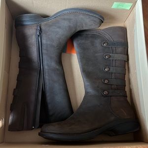 Merrell books, size 6 waterproof